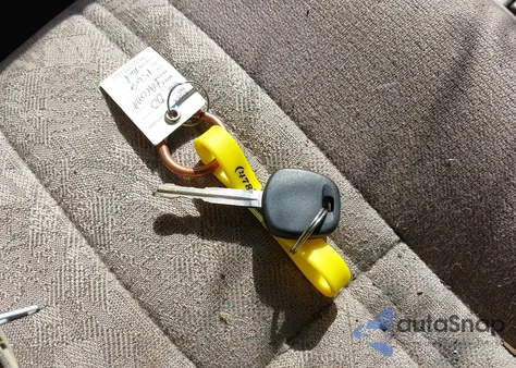 2000 Toyota Tacoma Prerunner V6 из США, поврежденный, VIN 4TASN92N3YZ631562